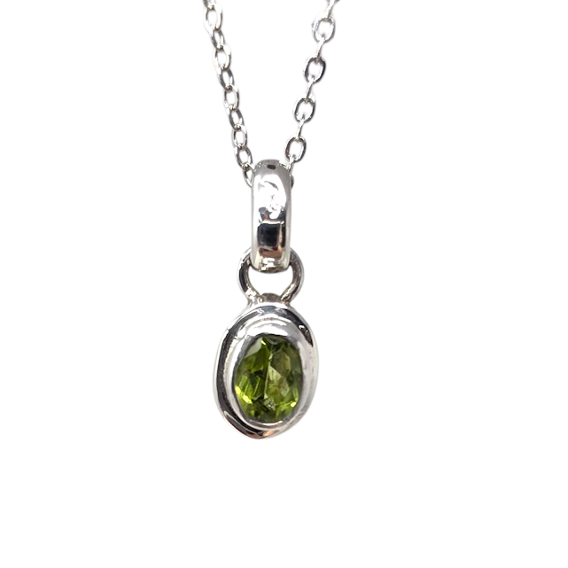 PENDENTIF PIERRE PERIDOT OVALE