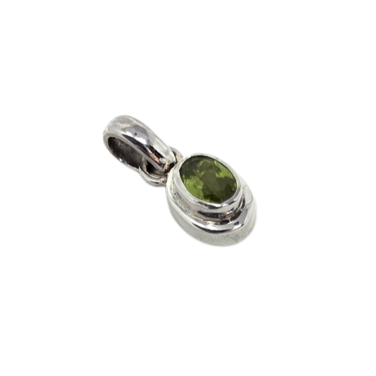 PENDENTIF OVAL EN ARGENT AVEC PIERRE PERIDOT