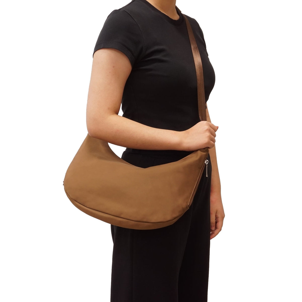 SAC BANDOULIÈRE EN NYLON NOIR ONYX - S-Q