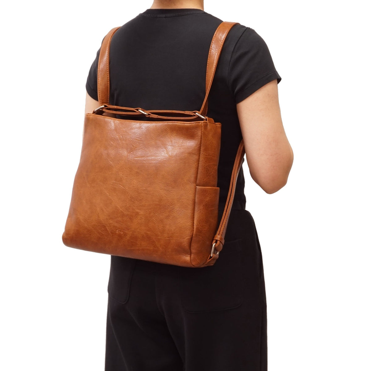 Sac convertible 3-en-1 à porter épaule, bandoulière ou sac à dos - S-Q Inc.