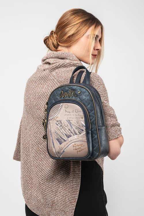 SAC À DOS STUDIO AVEC POCHE AVANT – ANEKKE