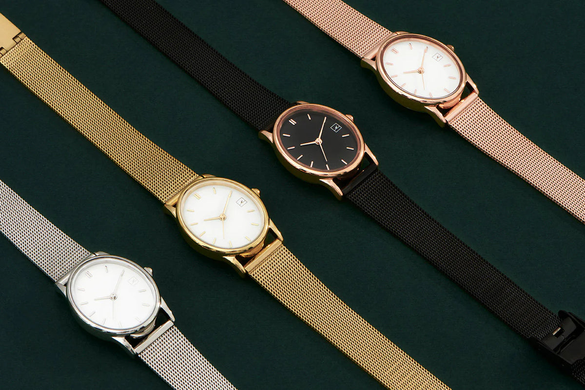 MONTRE OVALE ACIER INOXYDABLE DORE ABBY - MIA BIJOUX