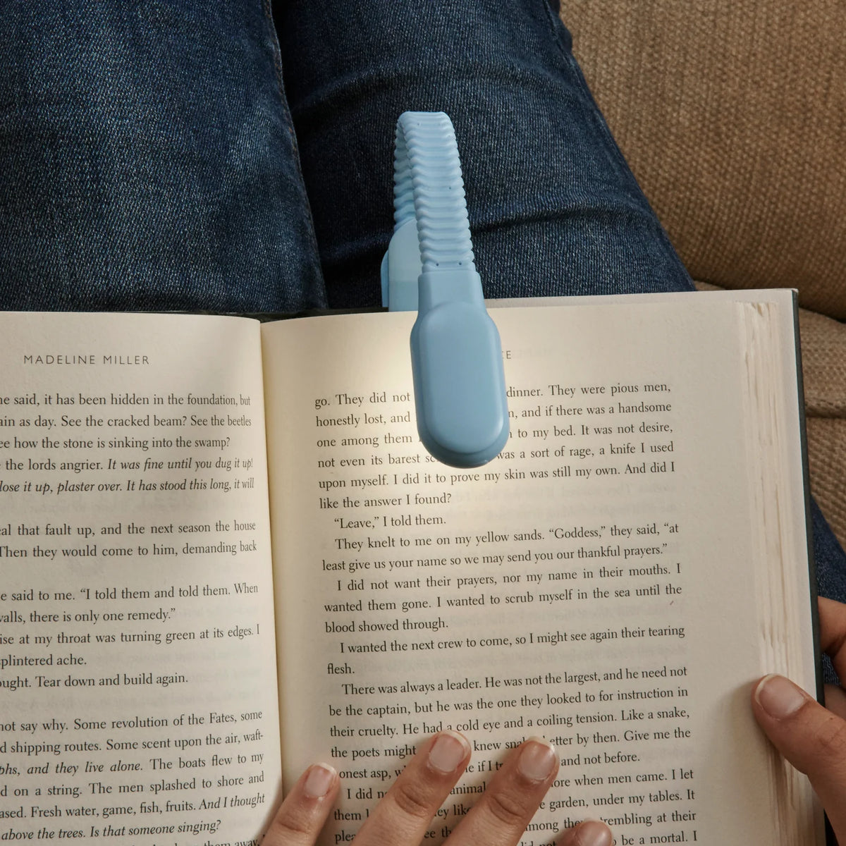 LAMPE DE LECTURE A CLIP RECHARGEABLE