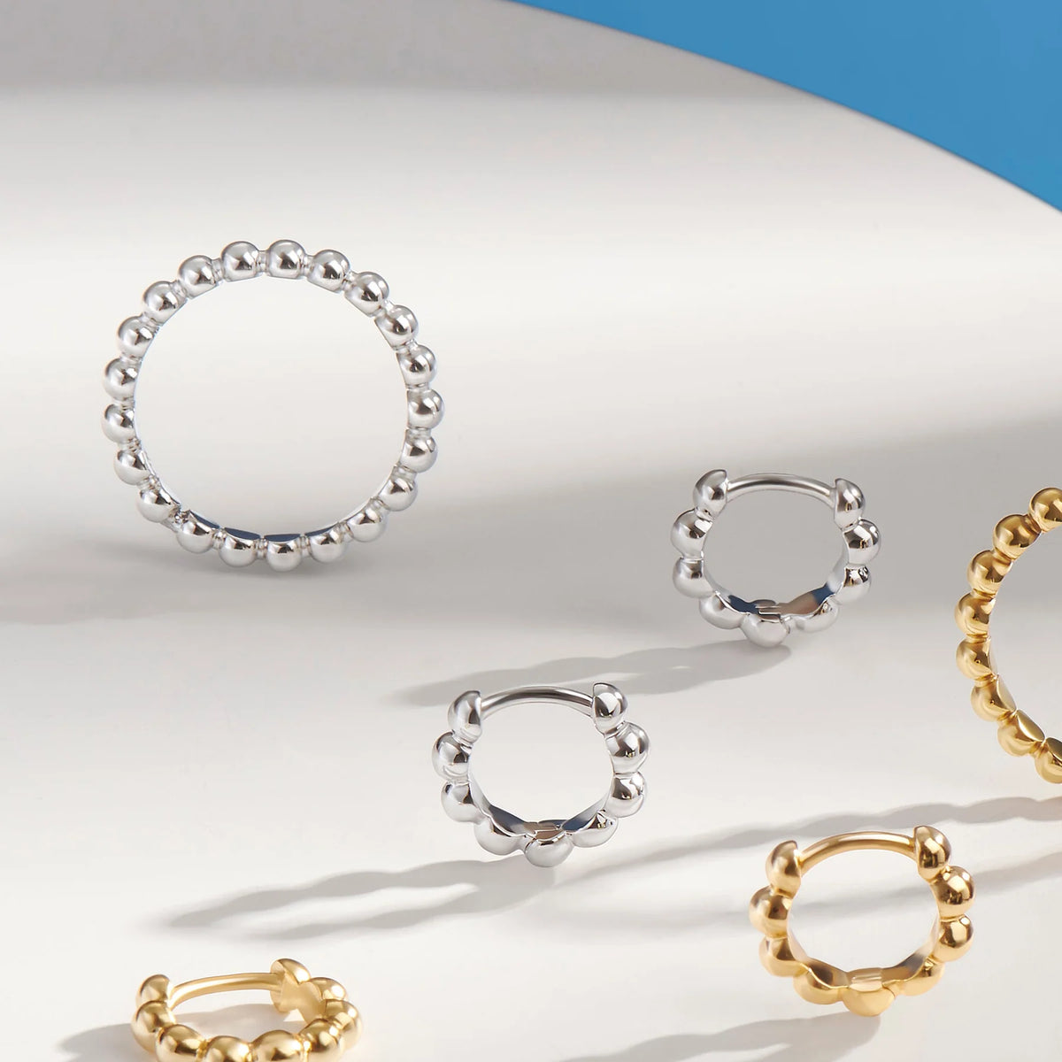 BAGUE BILLES EN ACIER INOXYDABLE DORE BYZA MIA BIJOUX
