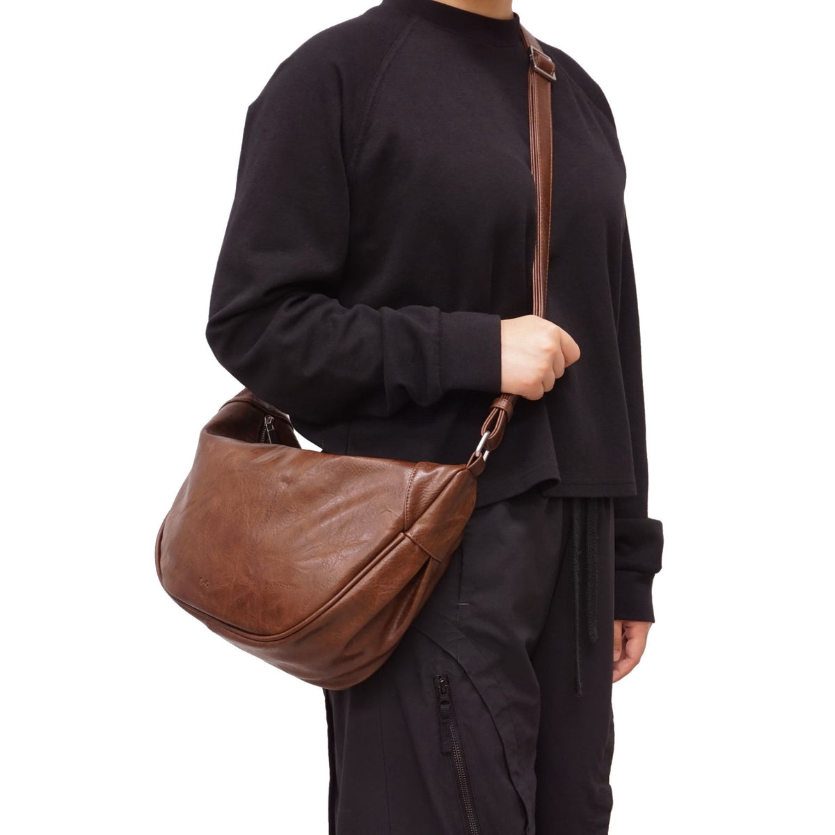 SAC BANDOULIÈRE ARYNA – FORMAT SPACIEUX ET POLYVALENT - S-Q Inc.