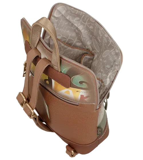 Sac à dos structuré inspiré de la Grèce antique au design artistique et élégant en cuir végan - Anekke