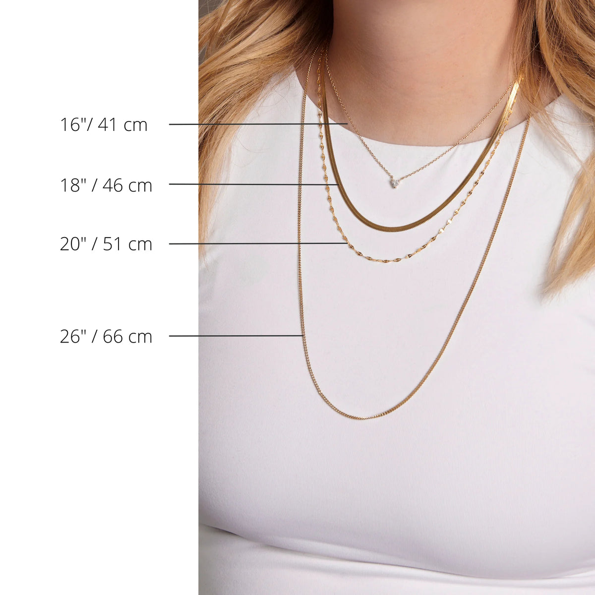COLLIER TROMBONE EN ACIER INOXYDABLE DORE DEBBIE | MIA BIJOUX
