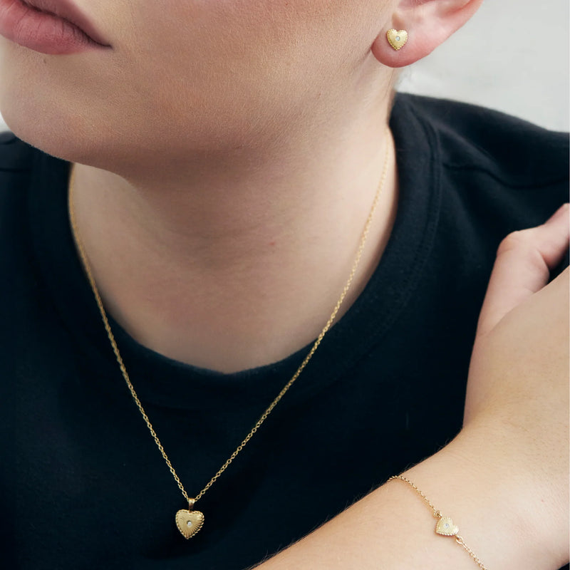 COFFRET CADEAU BIJOUX MIGNONS EN ACIER INOXYDABLE : COLLIER ET BOUCLES D'OREILLES EN COEUR | MIA BIJOUX