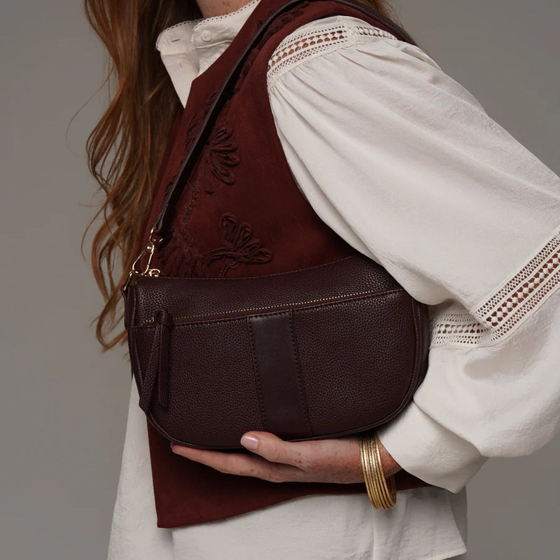 Sac bandoulière Lottie ESPE couleur vin – Chic, astucieux et végétalien