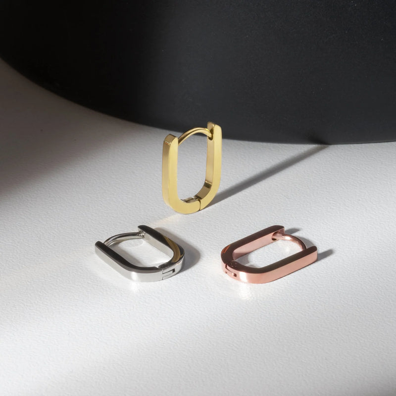BOUCLES D'OREILLES DORMEUSES ACIER INOXYDABLE DORE SOLENE