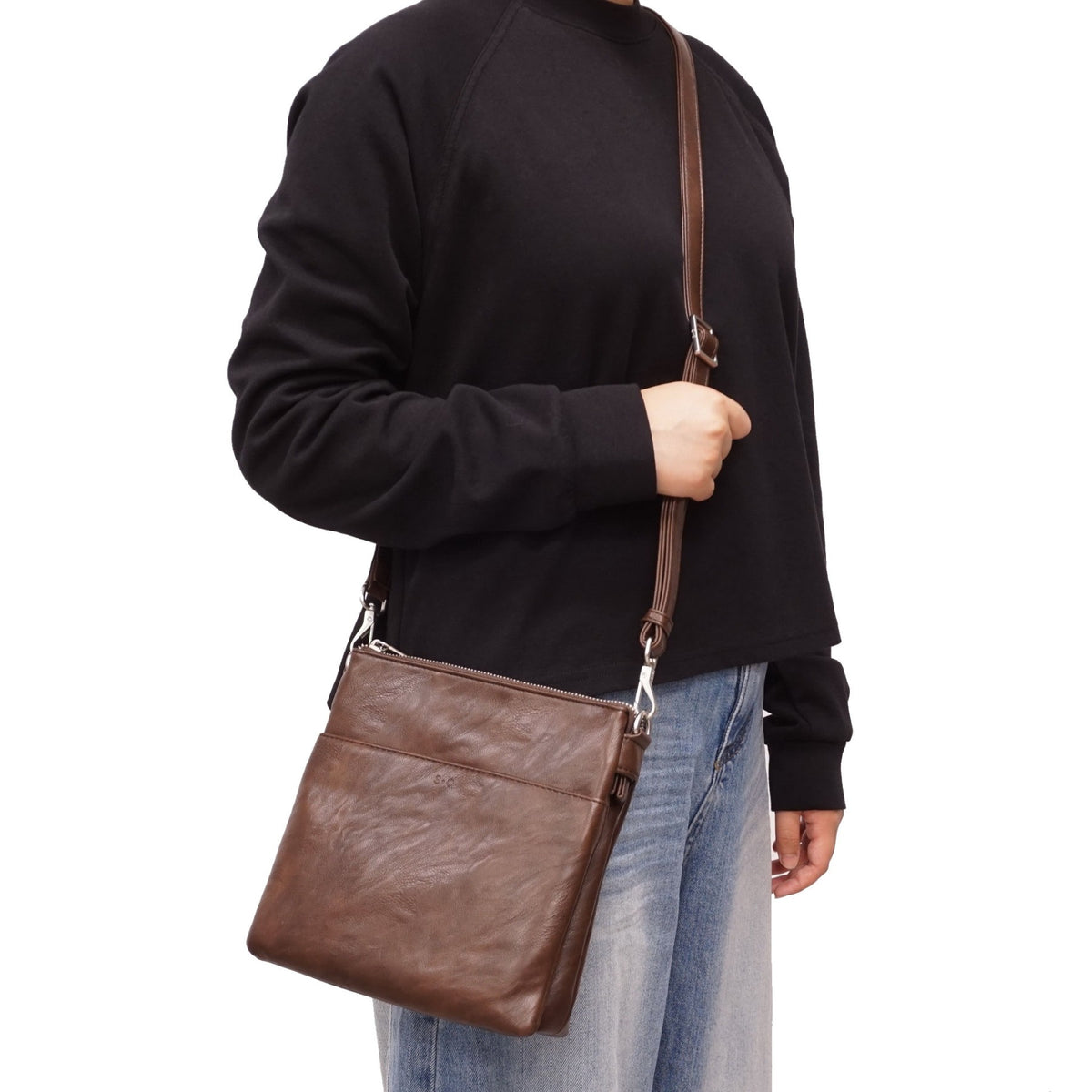 Sac à main bandoulière Lidia avec doublure en nylon recyclé - S-Q Inc.
