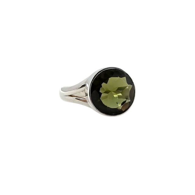 BAGUE EN ARGENT STERLING AVEC PIERRE MOLDAVITE | LIBRAIRIE BOUTIQUE VÉNUS