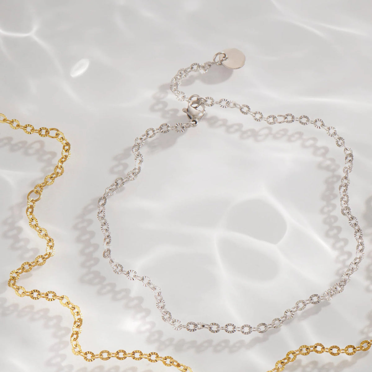 BRACELET DE CHEVILLE EN ACIER INOXYDABLE DORE ALICE