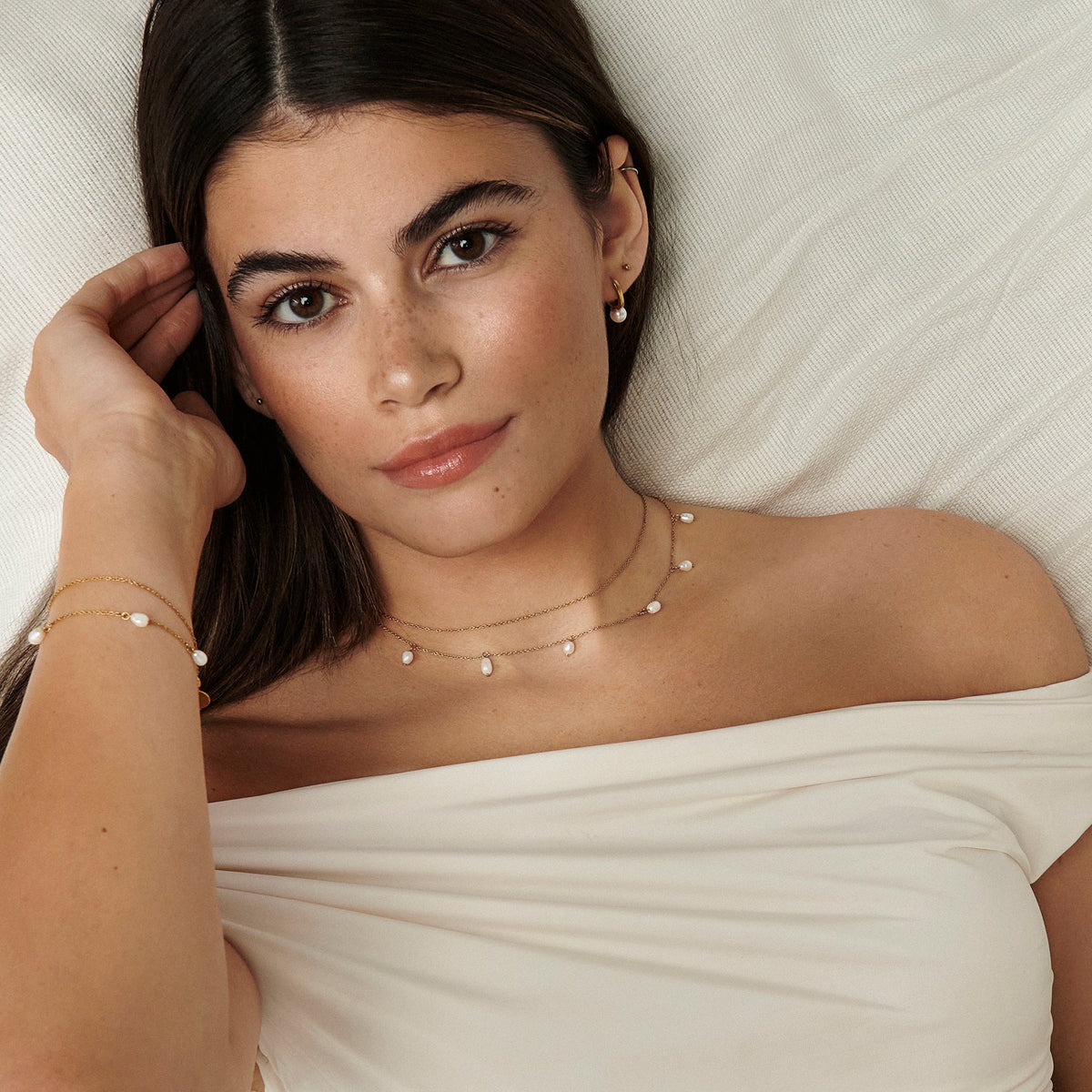 BOUCLES D'OREILLES DORMEUSES ACIER INOXYDABLE AVEC PERLE FELICIA MIA BIJOUX