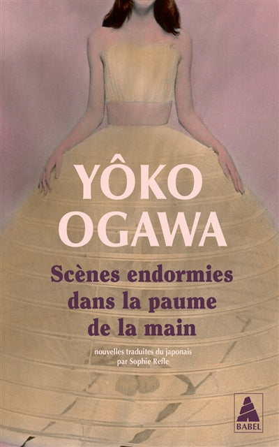 SCENES ENDORMIES DANS LA PAUME DE LA MAIN