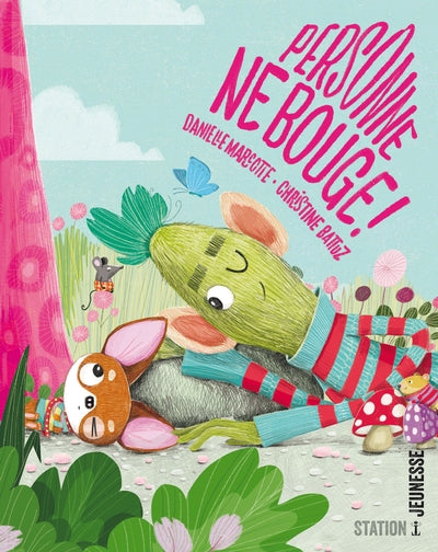 PERSONNE NE BOUGE !