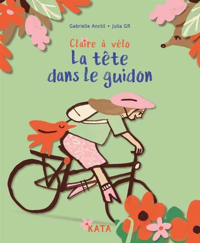 CLAIRE A VELO, LA TETE DANS LE GUIDON