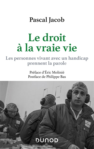 DROIT À LA VRAIE VIE : LES PERSONNES VIVANT AVEC UN HANDICAP PREN