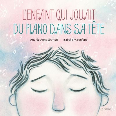 ENFANT QUI JOUAIT DU PIANO DANS SA TETE