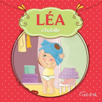 LÉA S'HABILLE