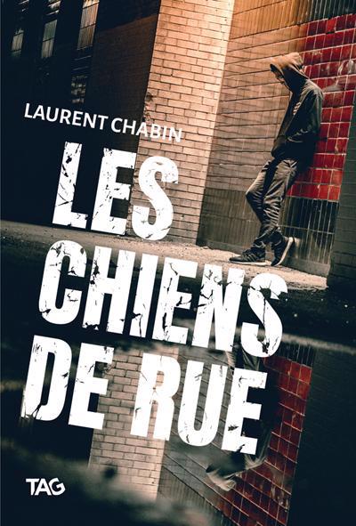 CHIENS DE RUE