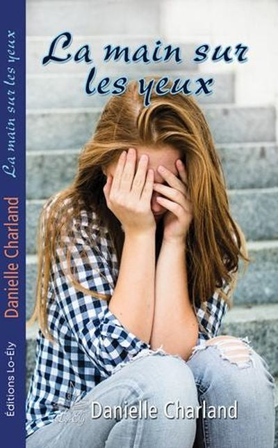 MAIN SUR LES YEUX